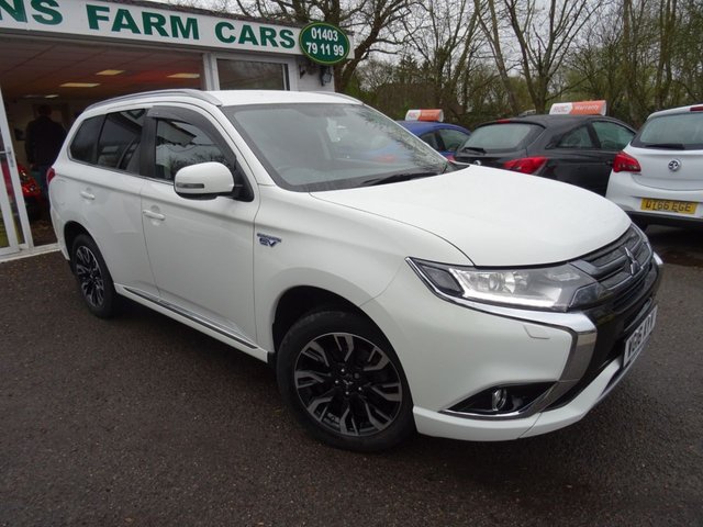 2016 16 Mitsubishi Outlander 2.0 PHEV GX3H+ PLUS 4WORK PLUG-IN HYBRID COMMERCIAL VAN 4x4 3d AUTOMATIC 161 BHP FOUR WHEEL DRIVE