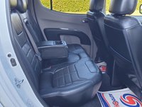 USED 2011 11 MITSUBISHI L200 2.5 DI-D 4X4 BARBARIAN LB DCB 1d 175 BHP ** NO VAT ** NO VAT +   LOW MILES
