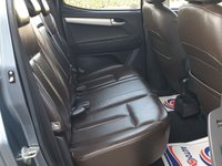 USED 2012 12 ISUZU D-MAX 2.5 UTAH D/C INT-COOLER TD 1d AUTO 164 BHP NO VAT ** HEATED LEATHER + 2 KEYS
