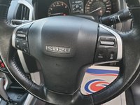 USED 2012 12 ISUZU D-MAX 2.5 UTAH D/C INT-COOLER TD 1d AUTO 164 BHP NO VAT ** HEATED LEATHER + 2 KEYS