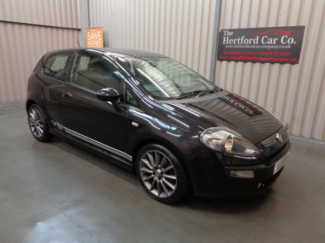 2011 11 Fiat Punto Evo 1.6 MULTIJET SPORTING 3d 120 BHP