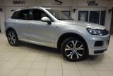 USED 2014 63 VOLKSWAGEN TOUAREG 3.0 V6 R-LINE TDI BLUEMOTION TECHNOLOGY 5d AUTO 242 BHP FINISHED IN A STUNNING SILVER WITH FULL LEATHER SEATS + EXCELLENT SERVICE HISTORY + SATELLITE NAVIGATION + PANORAMIC SUNROOF + 20 INCH ALLOYS + BI-XENON HEADLIGHTS + HEATED FRONT SEATS + FRONT/REAR PARKING SENSORS + BLUETOOTH + ELECTRIC TAILGATE + DAB RADIO + CRUISE CONTROL + LED DAY RUNNING LIGHTS + DETACHABLE TOWBAR.....
