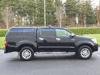 USED 2012 62 TOYOTA HI-LUX 3.0 INVINCIBLE 4X4 D-4D DCB 1d AUTO 169 BHP SAT NAV + R CAMERA ** NO VAT **