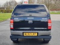 USED 2012 62 TOYOTA HI-LUX 3.0 INVINCIBLE 4X4 D-4D DCB 1d AUTO 169 BHP SAT NAV + R CAMERA ** NO VAT **