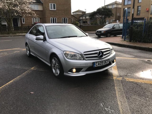 2009 09 MERCEDES-BENZ C CLASS 1.6 C180 KOMPRESSOR BLUEEFFICIENCY SE 4d AUTO 156 BHP 