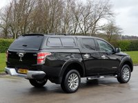 USED 2016 66 MITSUBISHI L200 2.4 DI-D 4WD BARBARIAN DCB 1d 178 BHP STILL UNDER DEALER WARRANTY