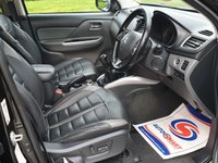 USED 2016 66 MITSUBISHI L200 2.4 DI-D 4WD BARBARIAN DCB 1d 178 BHP STILL UNDER DEALER WARRANTY