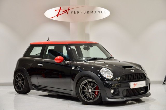 2013 63 MINI Hatch John Cooper Works 1.6 JOHN COOPER WORKS 3d 208 BHP
