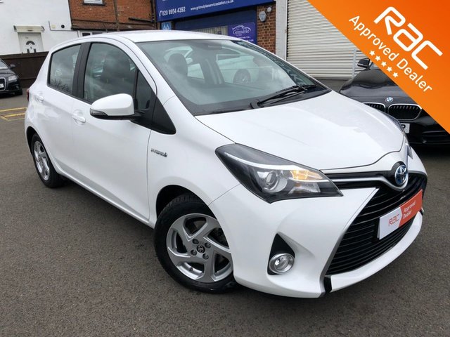 2015 65 Toyota Yaris 1.5 HYBRID ICON 5d AUTO 73 BHP
