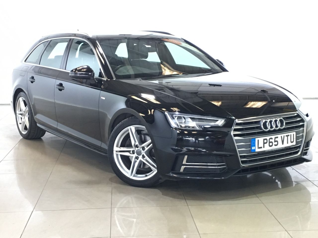 View our AUDI A4 AVANT