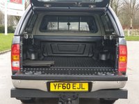 USED 2011 60 TOYOTA HI-LUX 3.0 INVINCIBLE 4X4 D-4D DCB 1d 169 BHP FULL LEATHER + CANOPY ** NO VAT **