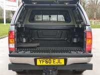 USED 2011 60 TOYOTA HI-LUX 3.0 INVINCIBLE 4X4 D-4D DCB 1d 169 BHP FULL LEATHER + CANOPY ** NO VAT **