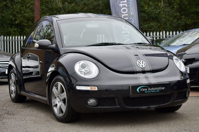 2011 11 Volkswagen Beetle 1.6 LUNA 8V 3d 101 BHP