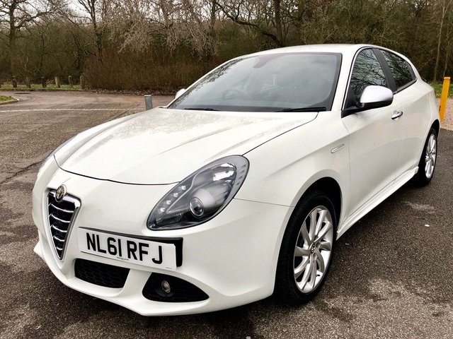 2011 61 Alfa Romeo Giulietta 2.0 JTDM-2 Veloce 5dr