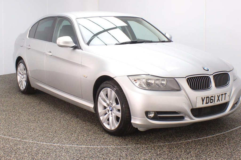 View our BMW 3 SERIES