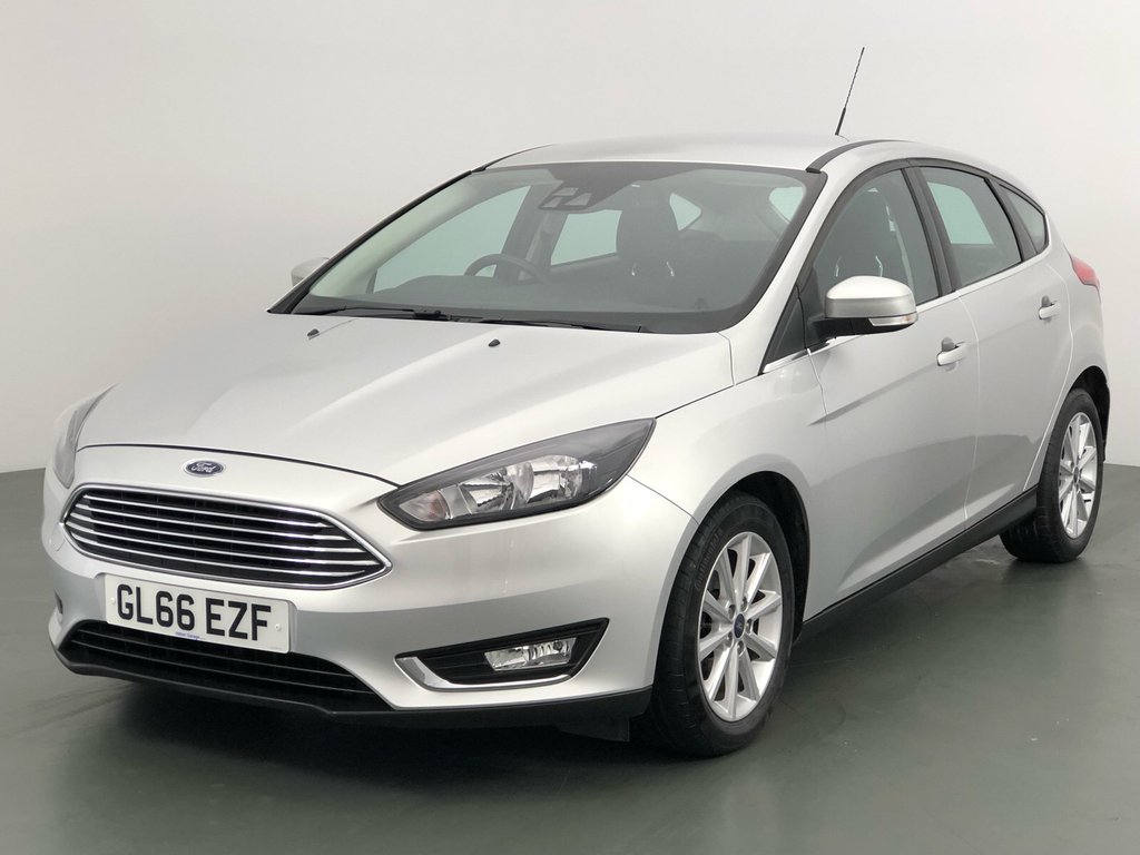 View our FORD FOCUS