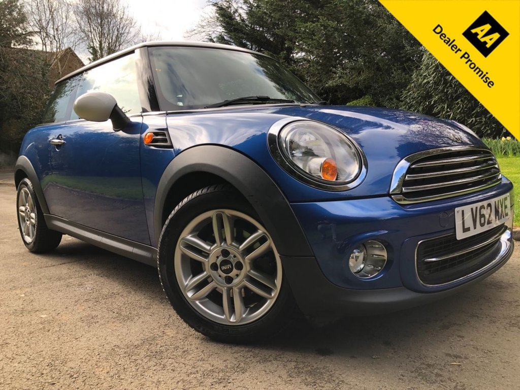 View our MINI HATCH COOPER
