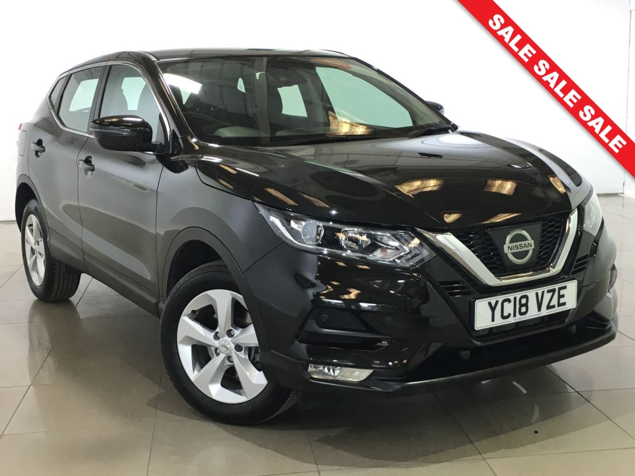 View our NISSAN QASHQAI