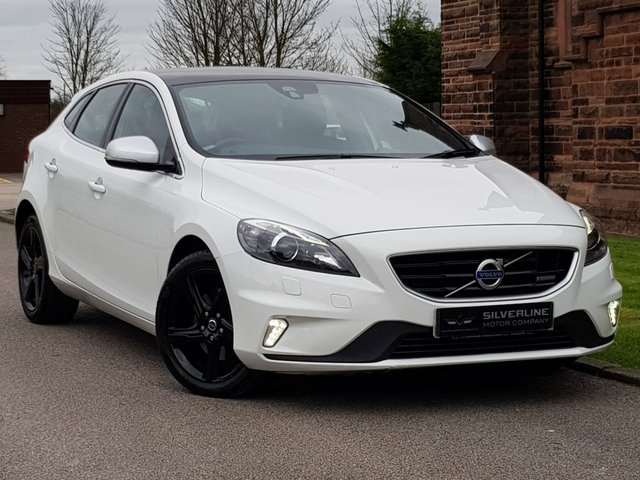 2014 14 Volvo V40 1.6 D2 R-DESIGN LUX 5d AUTO 113 BHP [Panoramic Roof]