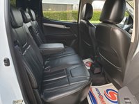 USED 2014 14 ISUZU D-MAX 2.5 TD BLADE DCB 1d AUTO 164 BHP MASSIVE SPEC  LOW MILES , NO VAT