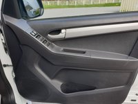 USED 2014 14 ISUZU D-MAX 2.5 TD BLADE DCB 1d AUTO 164 BHP MASSIVE SPEC  LOW MILES , NO VAT