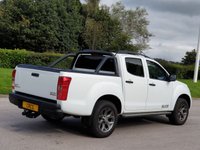 USED 2014 14 ISUZU D-MAX 2.5 TD BLADE DCB 1d AUTO 164 BHP MASSIVE SPEC  LOW MILES , NO VAT