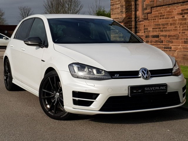 2014 Y Volkswagen Golf 2.0 R DSG 5d 298 BHP