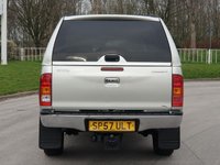 USED 2007 57 TOYOTA HI-LUX 3.0 4X4 D-4D D/C 1d 169 BHP TIMING BELT KIT CHANGED AT 90,000 M
