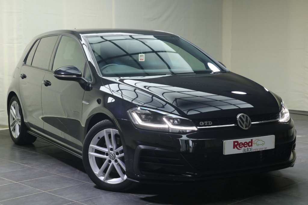 View our VOLKSWAGEN GOLF