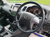 USED 2014 14 TOYOTA HI-LUX 3.0 INVINCIBLE 4X4 D-4D DCB 1d 169 BHP FRONT&REAR PARKING SENSOR ** NO VAT