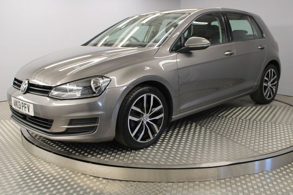 View our VOLKSWAGEN GOLF
