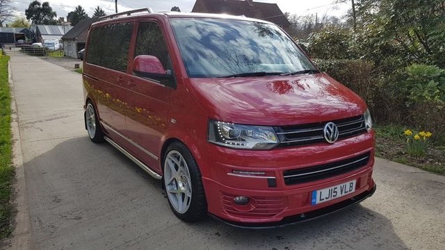 2015 15 Volkswagen Caravelle 2.0 EXECUTIVE TDI BLUEMOTION TECHNOLOGY 5d AUTO 140 BHP