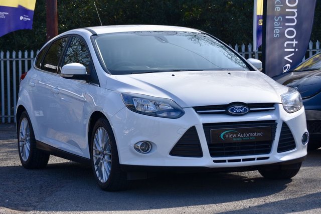 2014 64 Ford Focus 1.0 ZETEC 5d 124 BHP