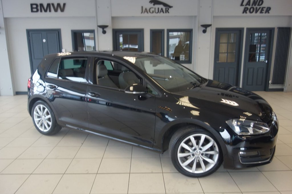 View our VOLKSWAGEN GOLF