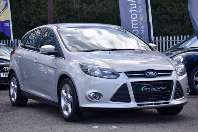 2014 64 Ford Focus 1.6 ZETEC NAVIGATOR 5d AUTO 124 BHP