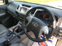 USED 2013 62 TOYOTA HI-LUX 3.0 INVINCIBLE 4X4 D-4D DCB 1d AUTO 169 BHP SAT NAV+LEATHER ** NO VAT ** NO VAT