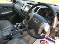 USED 2013 62 TOYOTA HI-LUX 3.0 INVINCIBLE 4X4 D-4D DCB 1d AUTO 169 BHP SAT NAV+LEATHER ** NO VAT ** NO VAT