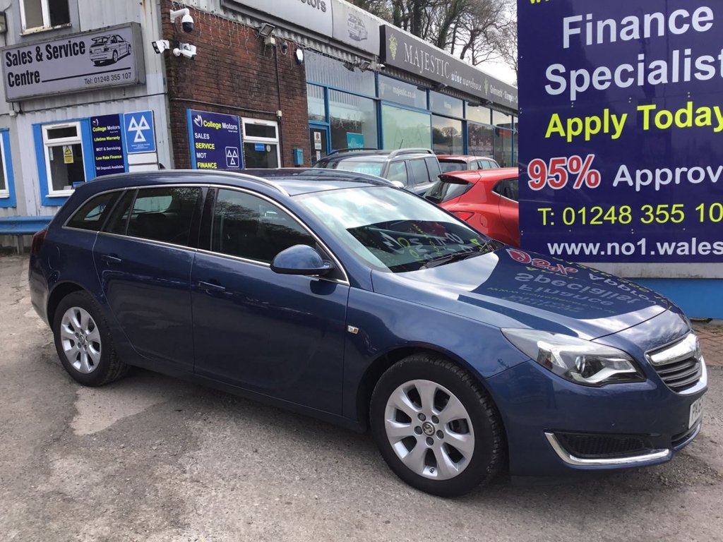 View our VAUXHALL INSIGNIA