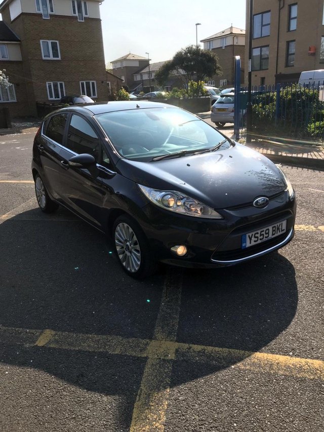 2009 59 FORD FIESTA 1.4 TITANIUM 5d AUTO 96 BHP 