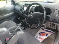 USED 2011 11 TOYOTA HI-LUX 3.0 INVINCIBLE 4X4 D-4D DCB 1d 169 BHP NO VAT ** NO VAT+SAT NAV+ CANOPY
