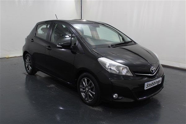 2014 14 TOYOTA YARIS 1.4 D-4D ICON PLUS 5d 90 BHP