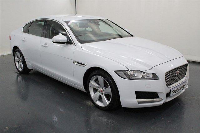 2016 66 JAGUAR XF 2.0 PORTFOLIO 4d AUTO 177 BHP