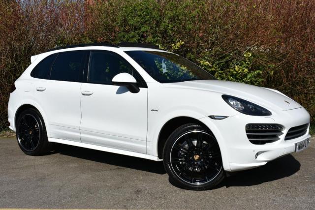 2014 14 Porsche Cayenne 3.0 TD V6 Platinum Edition SUV 5dr Diesel Tiptronic S AWD (s/s) (189 g/km, 245 bhp)