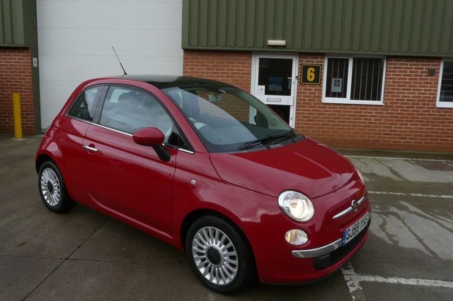 2009 59 Fiat 500 1.2 LOUNGE 3d 69 BHP