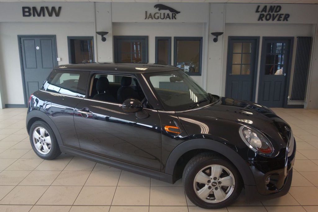 View our MINI HATCH COOPER