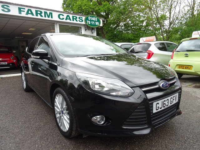 2013 63 Ford Focus 1.0 ZETEC 5d 124 BHP
