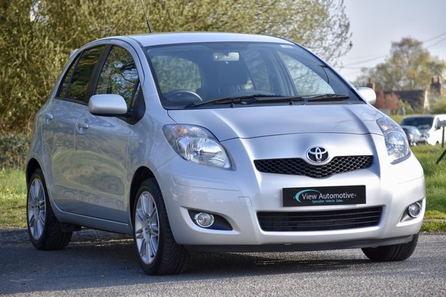 2011 61 Toyota Yaris 1.3 SR VVT-I 5d 99 BHP