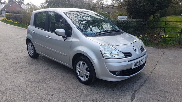 2009 09 Renault Modus 1.5 dCi Dynamique QS5 5dr