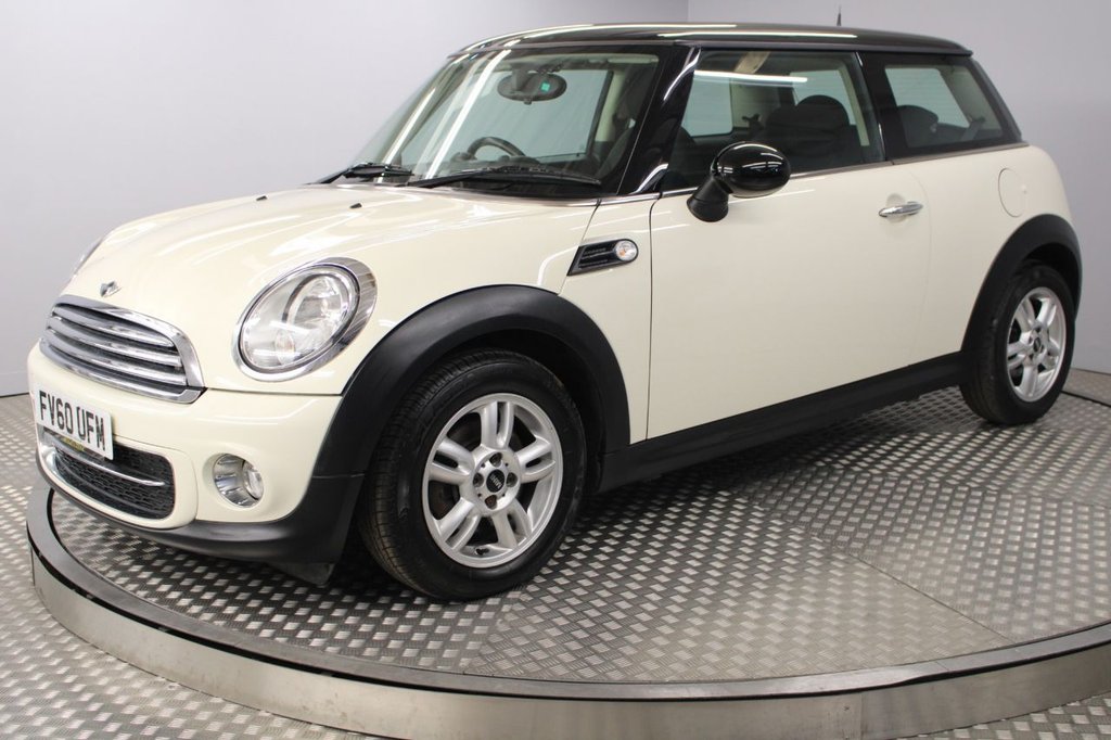 View our MINI HATCH COOPER