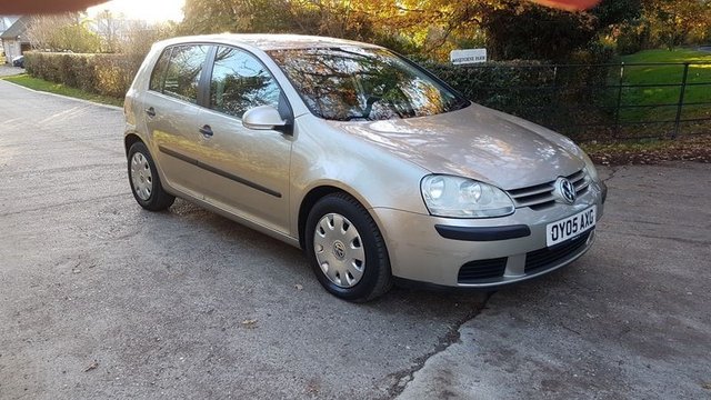2005 05 Volkswagen Golf 1.4 FSI (90PS) S Hatchback 5d 1390cc